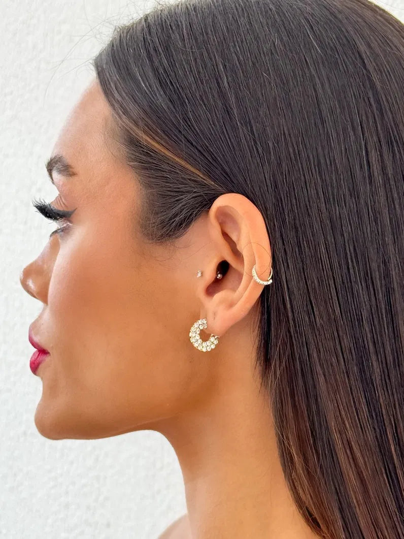 Brinco Folheado a Ouro 18k Argola Cravejada