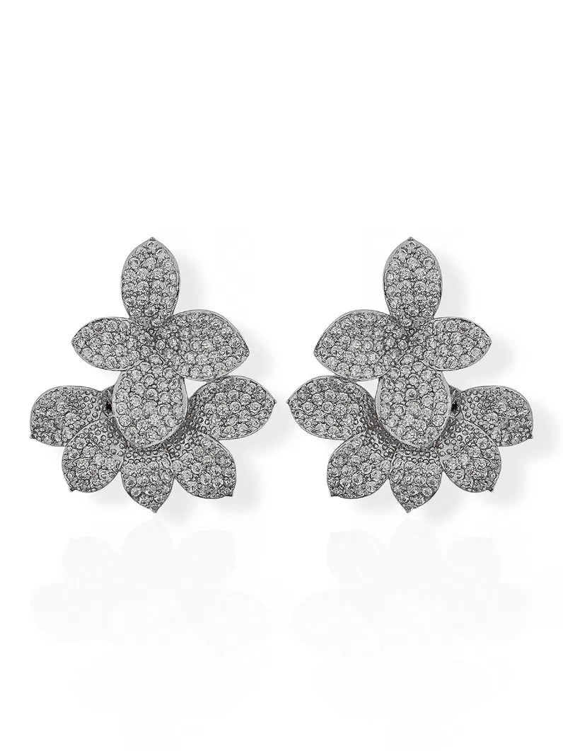 Brinco Folheado a Ouro 18k e Prata Flor Toda Trabalha na Micro zircônia - Prata