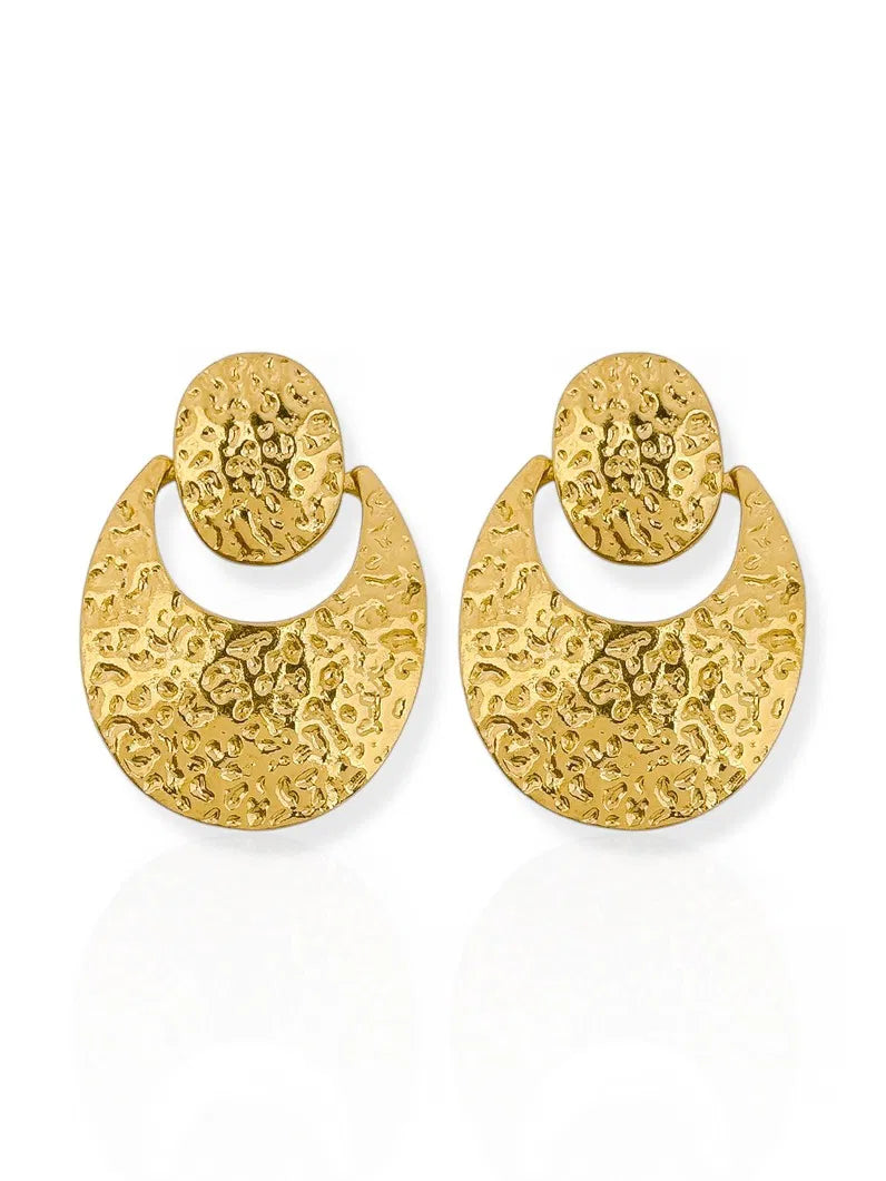 Brinco Folheado a Ouro 18k e Prata Ponteira Martelada - Ouro