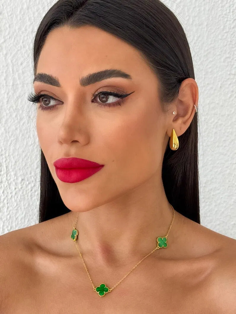 Colar folheado a ouro 18k inspiração V Resinado Verde