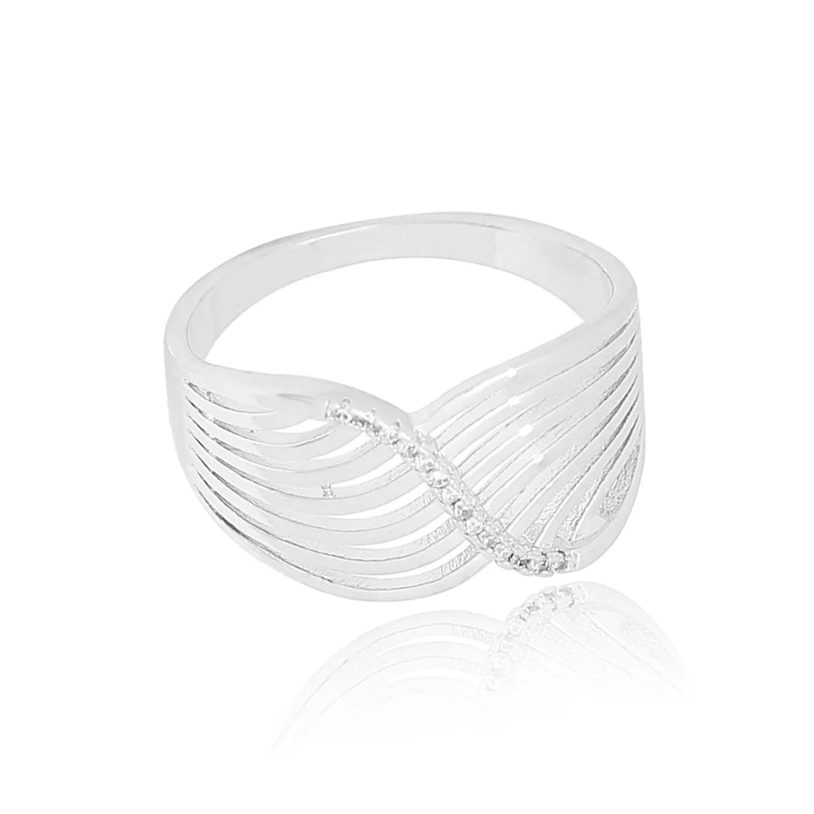 Anel Largo Zircônias Detalhes Ondulados e Vazados Folheado Prata 1000