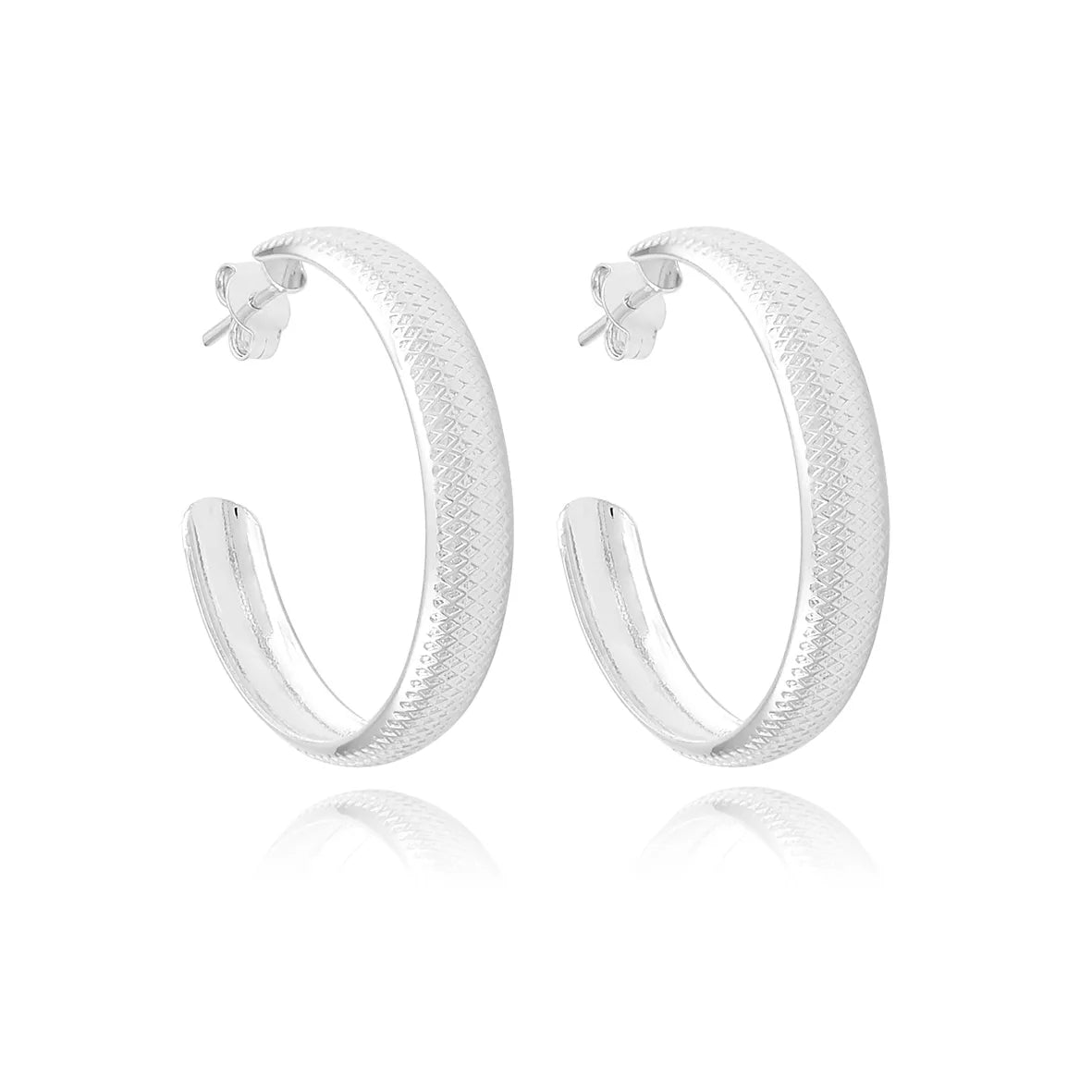 Brinco Argola Média Larga Trabalhada 3cm Folheado Prata 1000