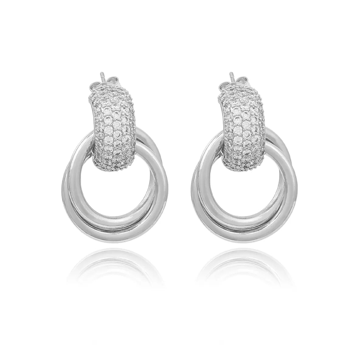 Brinco Base Curva Cravejada e 2 Círculos Lisos Folheado Ródio Branco