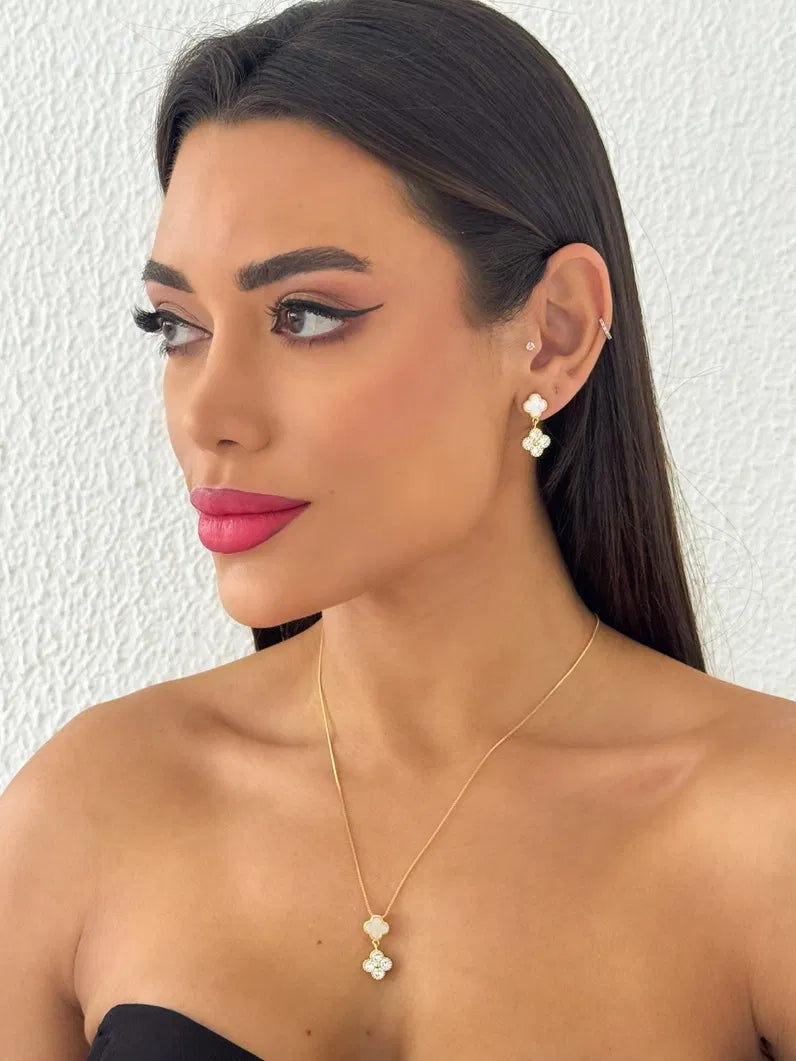 Conjunto Colar e Brinco Folheado a Ouro 18k e Prata Inspiração Vg. Resinada e Cravejada - Ouro - Branco