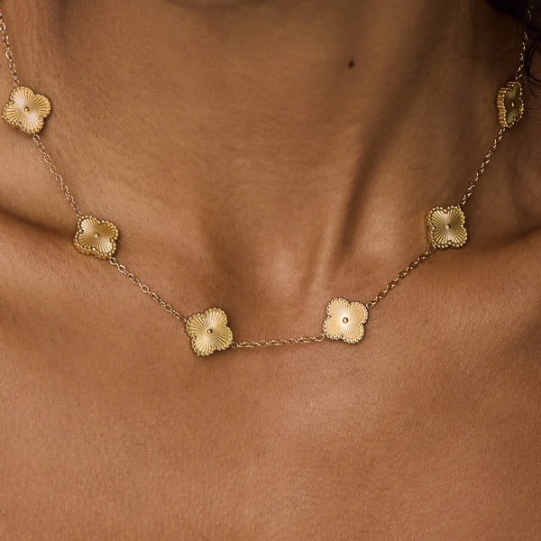 Colar de Trevo Dourado Banhado em Ouro 18k